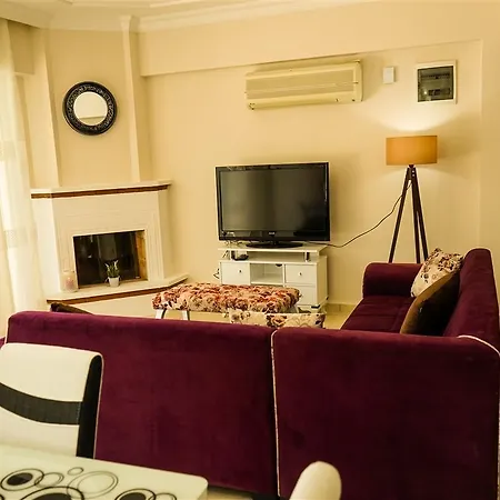 Holiday home Huzur